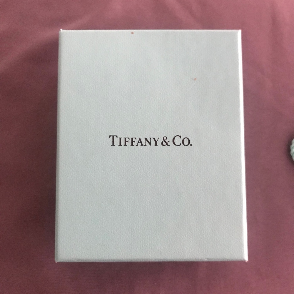 Tiffany & Co. Loving Heart Necklace. - Picture 3 of 7